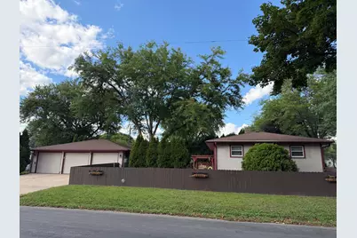 5421  Eastland Way, Madison, WI 53716 - Photo 3