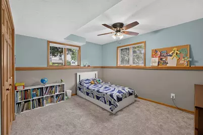 1113  10th Ave, Onalaska, WI 54650 - Photo 19