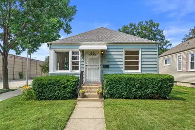1818 E Fernwood Ave, Milwaukee, WI 53207 - Photo 21