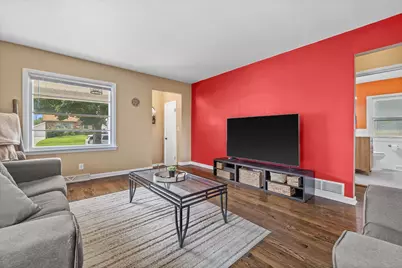 5519  31st Ave, Kenosha, WI 53144 - Photo 5