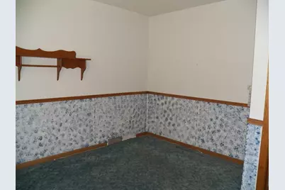 1015 S 18 St, Manitowoc, WI 54220 - Photo 15