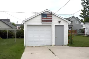 1015 S 18th St, Manitowoc, WI 54220 - Photo 35