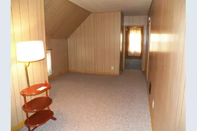 1015 S 18 St, Manitowoc, WI 54220 - Photo 17