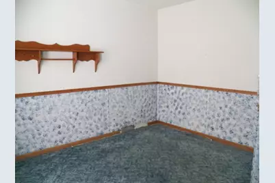 1015 S 18 St, Manitowoc, WI 54220 - Photo 13