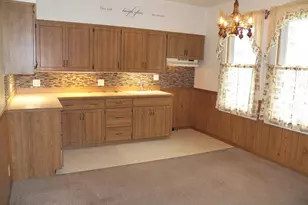 1015 S 18th St, Manitowoc, WI 54220 - Photo 3