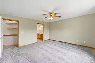 1709 Tumbleweed Cir, West Bend, WI 53095 - Photo 19
