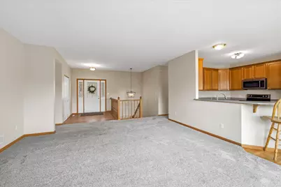 1709  Tumbleweed Cir, West Bend, WI 53095 - Photo 7