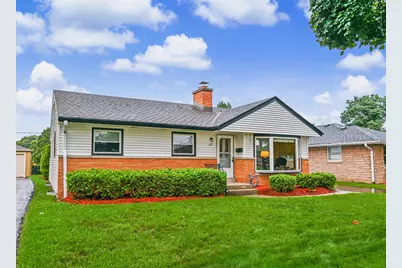 4036 N 81st St, Milwaukee, WI 53222 - Photo 5