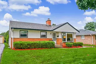 4036 N 81st St, Milwaukee, WI 53222 - Photo 5