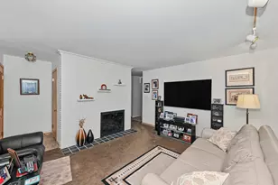 4036 N 81st St, Milwaukee, WI 53222 - Photo 7
