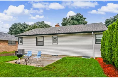 4036 N 81st St, Milwaukee, WI 53222 - Photo 27