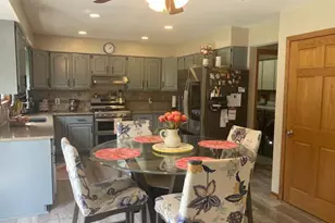 4145 W Anita Ln, Franklin, WI 53132 - Photo 3