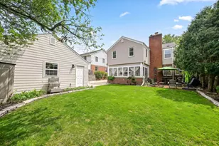 6209 N Berkeley Blvd, Whitefish Bay, WI 53217 - Photo 41