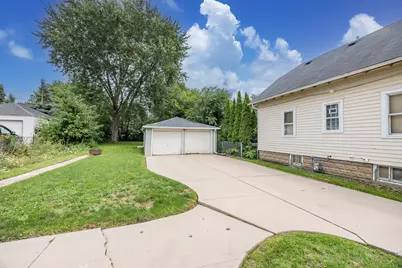 130 N 60th St, Milwaukee, WI 53213 - Photo 25