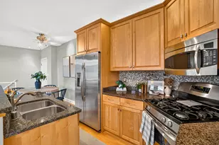 1515 N Van Buren St, Milwaukee, WI 53202 - Photo 7