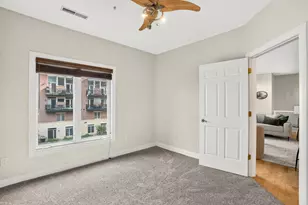 1515 N Van Buren St, Milwaukee, WI 53202 - Photo 11