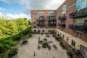 1515 N Van Buren St, Milwaukee, WI 53202 - Photo 23