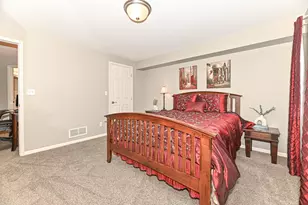 1855 Golfview Dr, Geneva, WI 53147 - Photo 39