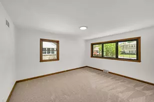 6319 N Bay Ridge Ave, Whitefish Bay, WI 53217 - Photo 25