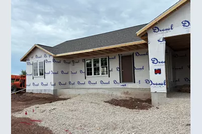 16  Trails End Ct, Fond du Lac, WI 54937 - Photo 3