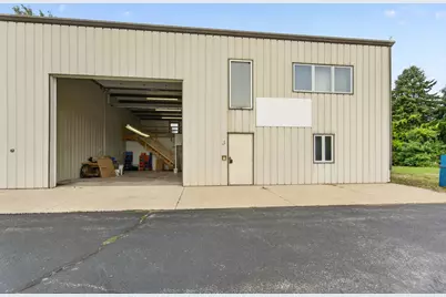 2330  Stonebridge Cir #J, West Bend, WI 53095 - Photo 15