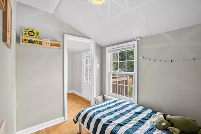 5412 N Bay Ridge Ave, Whitefish Bay, WI 53217 - Photo 25