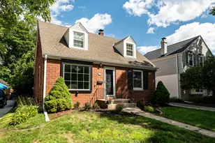 5412 N Bay Ridge Ave, Whitefish Bay, WI 53217 - Photo 1
