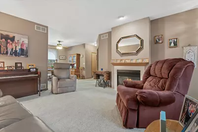 3210 E Donald Ave, Cudahy, WI 53110 - Photo 3