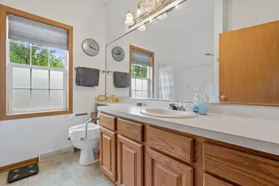 3210 E Donald Ave, Cudahy, WI 53110 - Photo 11