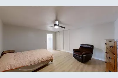 1303  Avon St #1301, La Crosse, WI 54603 - Photo 15