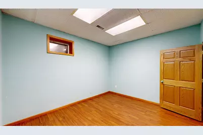 1303  Avon St #1301, La Crosse, WI 54603 - Photo 41