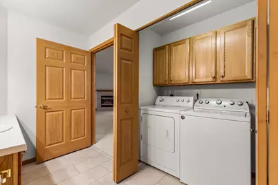 2465  Country Creek Cir #3, West Bend, WI 53095 - Photo 27