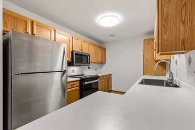 2465  Country Creek Cir #3, West Bend, WI 53095 - Photo 11
