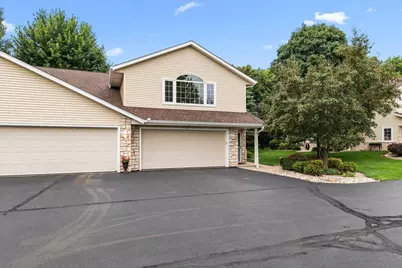2465  Country Creek Cir #3, West Bend, WI 53095 - Photo 1