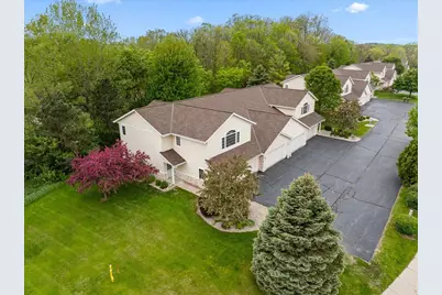 2465  Country Creek Cir #3, West Bend, WI 53095 - Photo 35