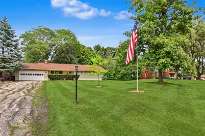 7820 W Barnard Ave, Greenfield, WI 53220 - Photo 39
