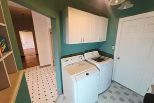 2563 N 12th St, Milwaukee, WI 53206 - Photo 15