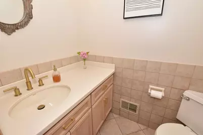 3643  Kasper St, Racine, WI 53402 - Photo 15