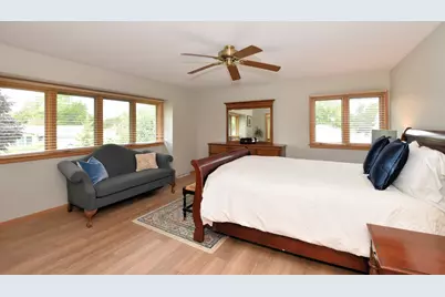 3643  Kasper St, Racine, WI 53402 - Photo 23