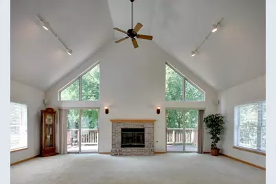 809  Spruce St, Twin Lakes, WI 53181 - Photo 3