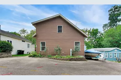 809  Spruce St, Twin Lakes, WI 53181 - Photo 3