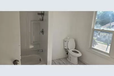 1027  Albert St, Racine, WI 53404 - Photo 29