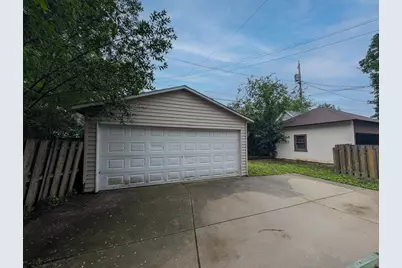 3223 N Marietta Ave #3225, Milwaukee, WI 53211 - Photo 19