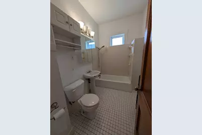 3223 N Marietta Ave #3225, Milwaukee, WI 53211 - Photo 7