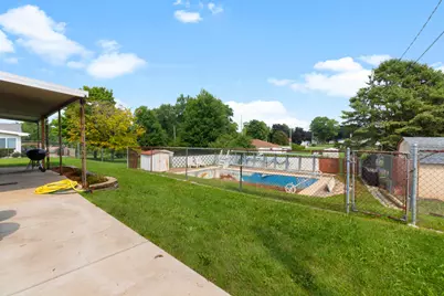 8826 S Patricia Blvd, Oak Creek, WI 53154 - Photo 25