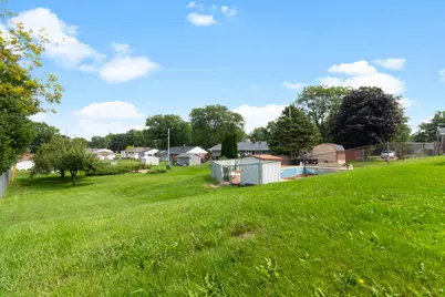 8826 S Patricia Blvd, Oak Creek, WI 53154 - Photo 23