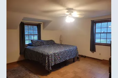 686 S Concord Rd, Oconomowoc, WI 53066 - Photo 9