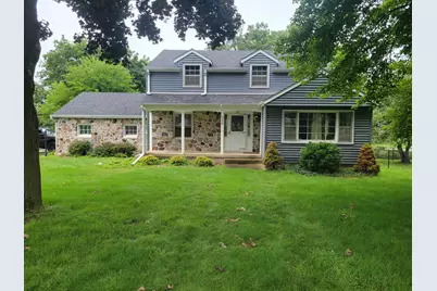 686 S Concord Rd, Oconomowoc, WI 53066 - Photo 1