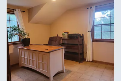 686 S Concord Rd, Oconomowoc, WI 53066 - Photo 11
