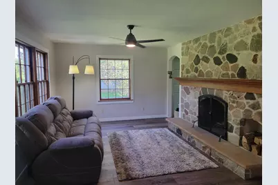 686 S Concord Rd, Oconomowoc, WI 53066 - Photo 7